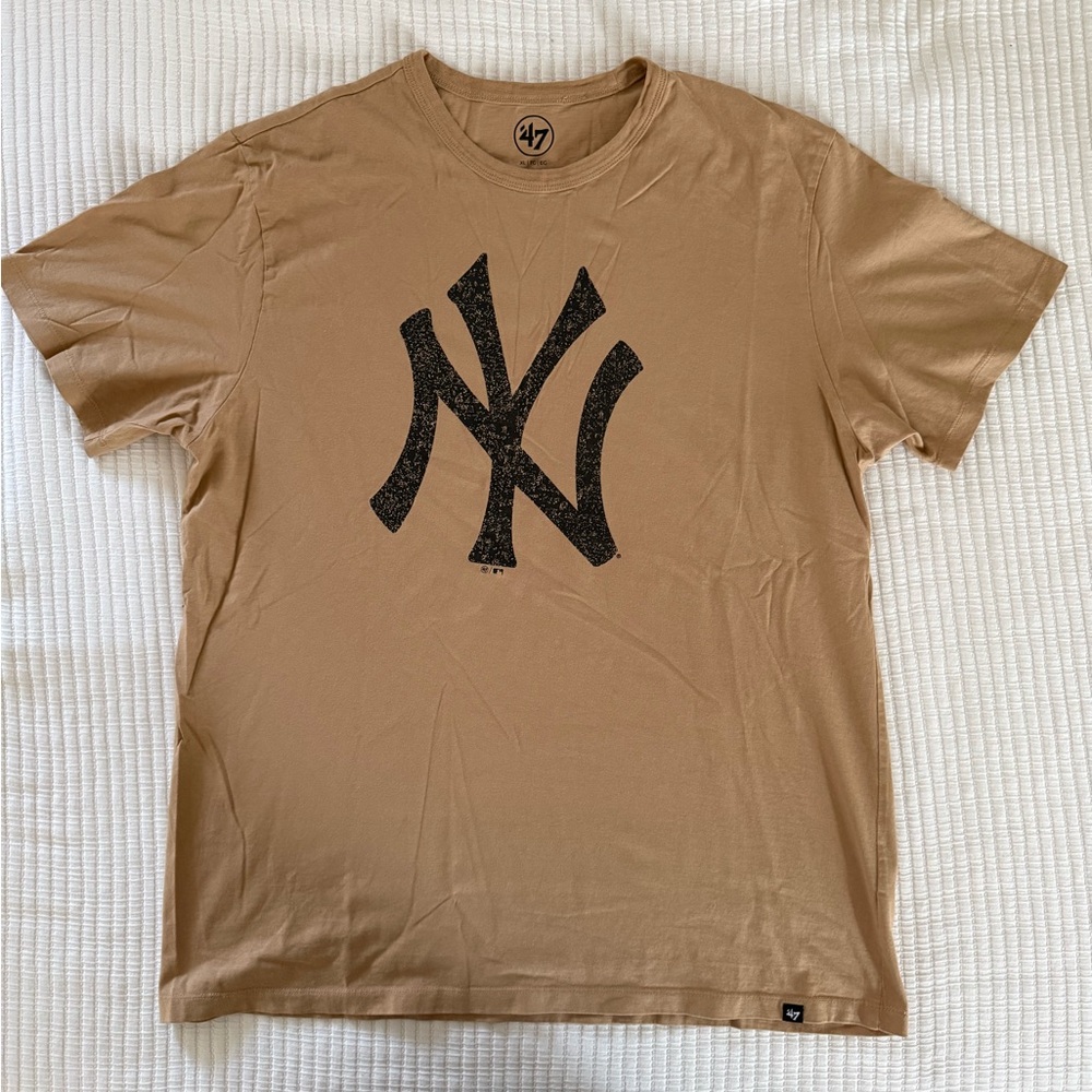 47 Tan Yankees Logo T-Shirt